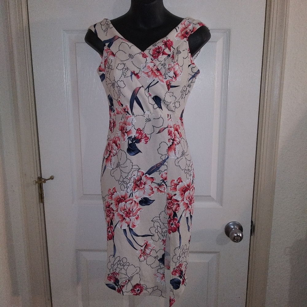 PAPAYA DRESS SZ MED